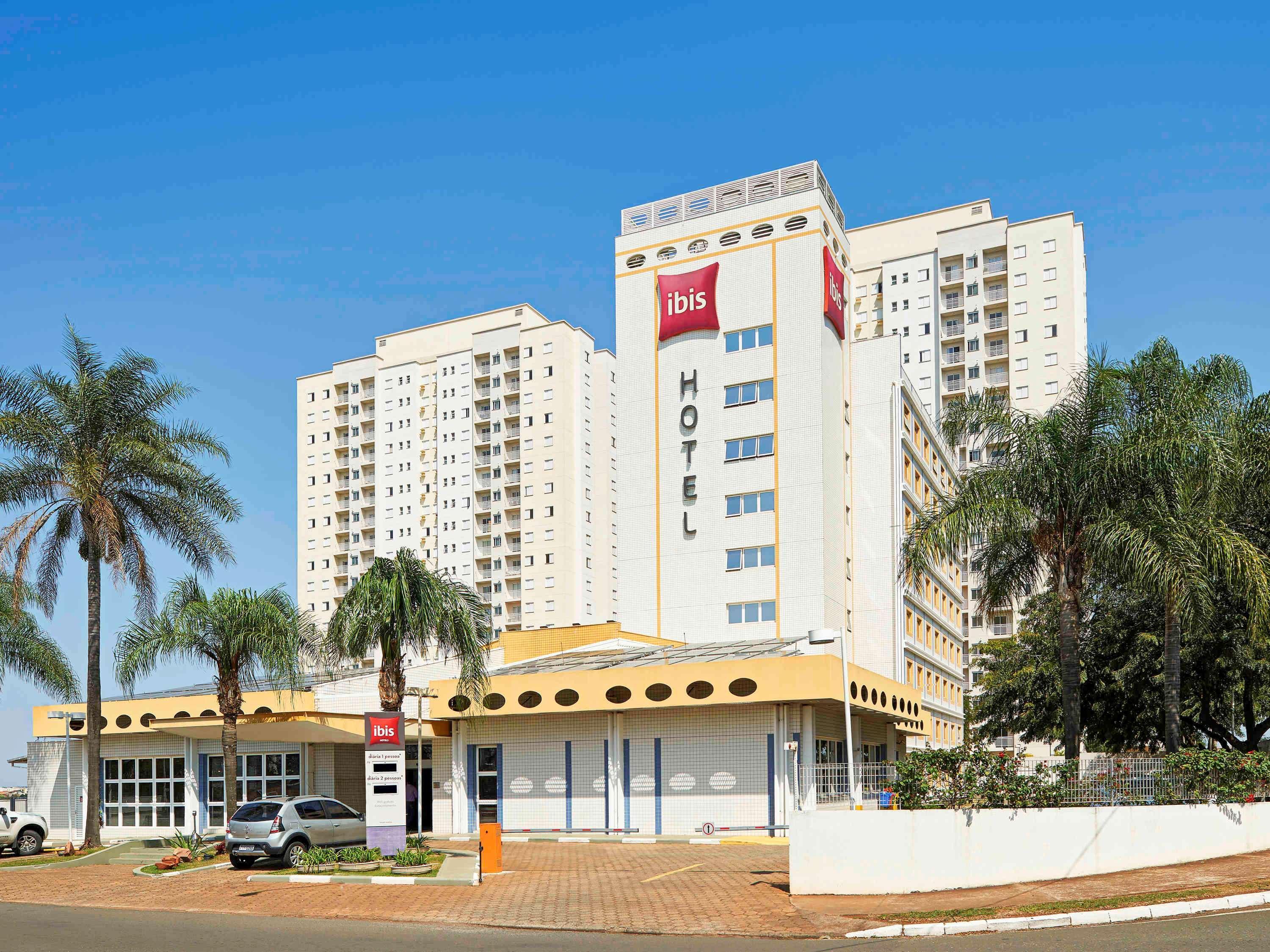 ibis Sao Carlos Exterior foto